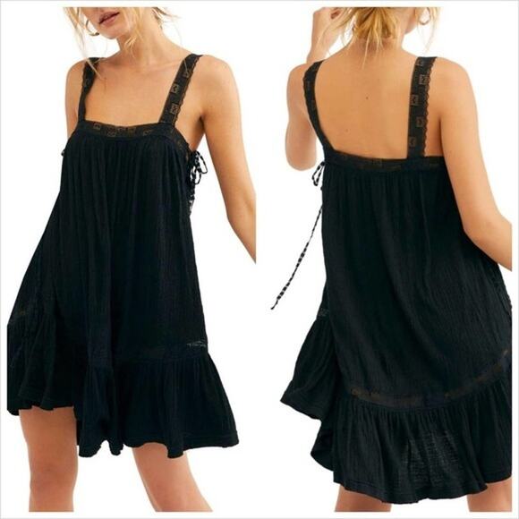 Free People Dresses & Skirts - Free People Sweet Thing Bohemian Tunic Dress Witchy XS Black Crochet Whimsygoth